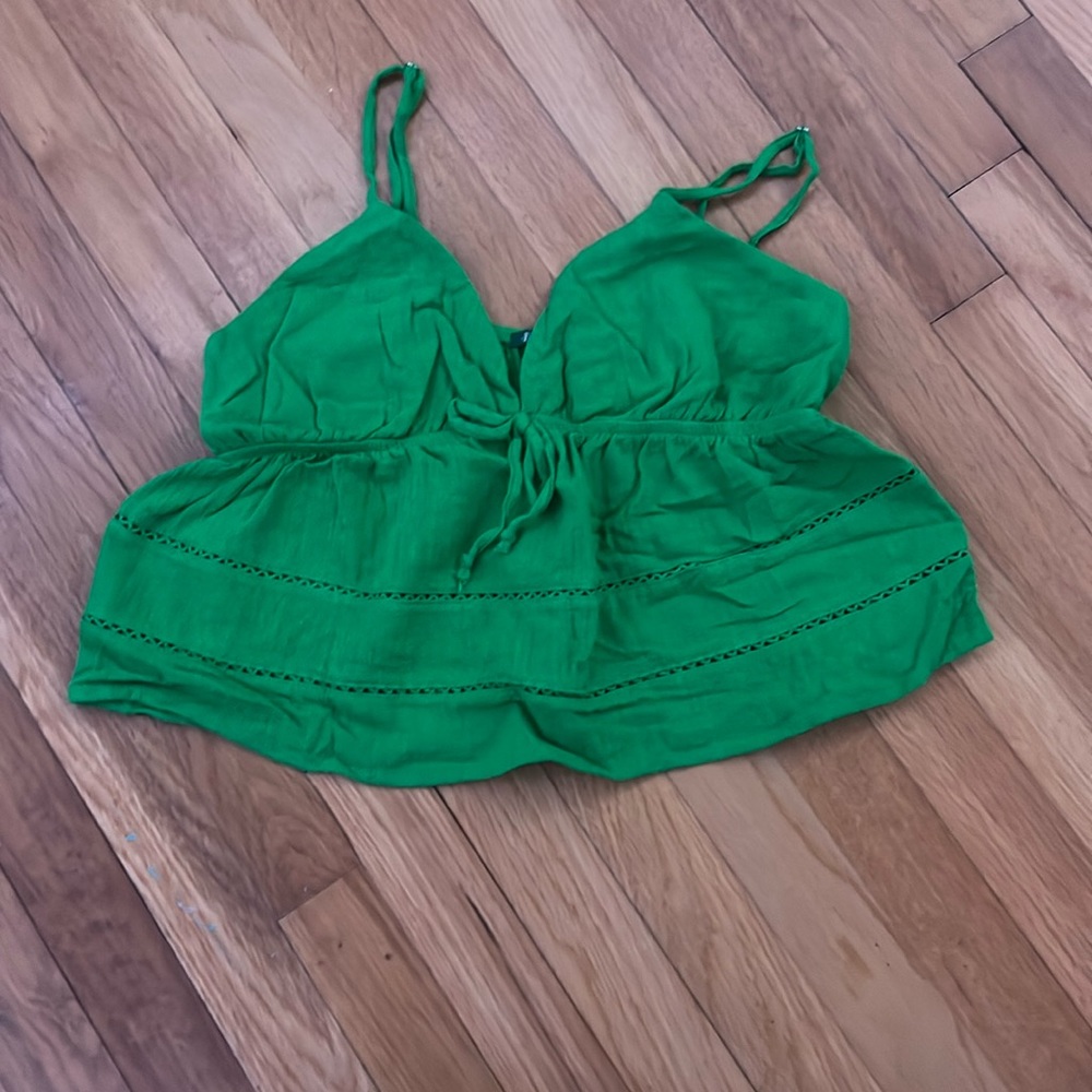 Great tank top perfect for summer and spring break
